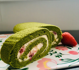 Rotolo al tè verde e&nbsp;fragole