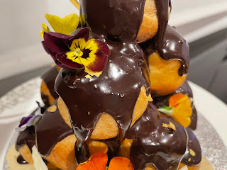 Glassa al cioccolato per&nbsp;profiteroles