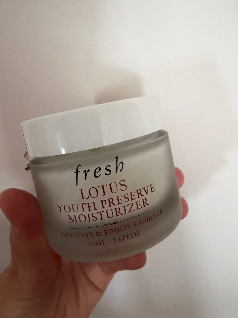 crema idratante Lotus di Fresh
